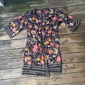 VTG Lightweight Floral Kimono